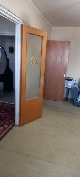 Drumul Taberei- Vanzare 3 camere, 6/10, dec, V. Argesului, liber, termopan